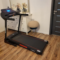 Běžecký pás HRS T-500S (autosklon, 3HP, 50x132cm, do 130kg)