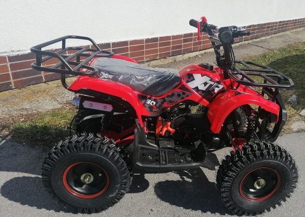 Dětská čtyřkolka XTR M7 49cc 2T červená