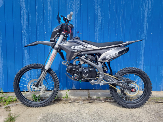 Motocykl ASIX XB68 140ccm 19/ 16" E-START + světlo /2 barvy/