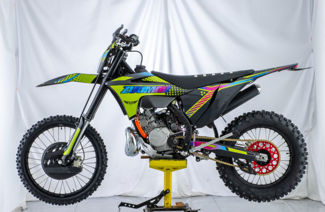 Enduro 250cc 2T Zuumav S8-MT250 + světlomet